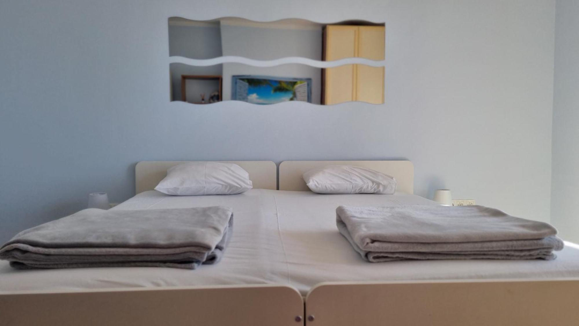 Apartment With Direct Sea View, Free Parking And Close To Beaches And Promenade Lovran Exterior photo
